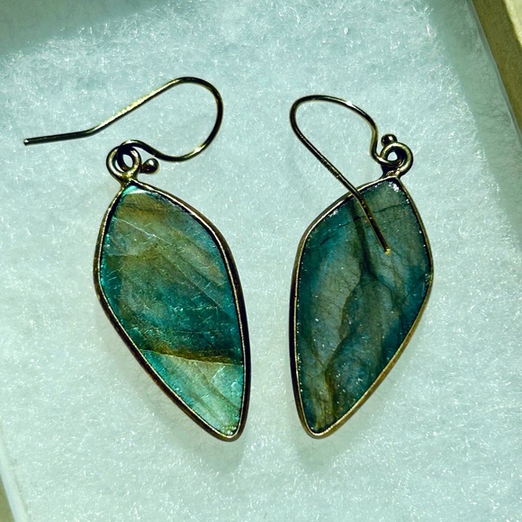 Faceted Shimmering Labradorite Drop Earrings 14k - Picture 3 of 3